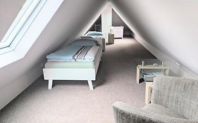 Dachgeschoss Wohnung nahe Heide